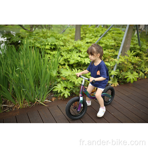 équilibre de fonction de qualité / vélo de course pour les enfants